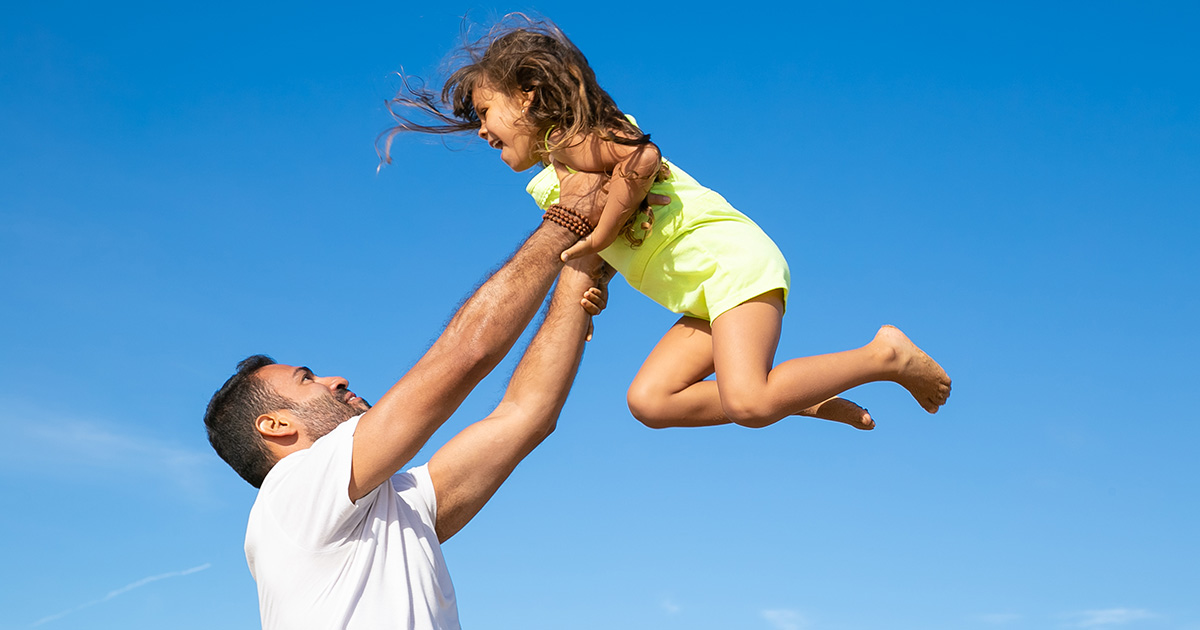 A minute of presence becomes a memory of love.