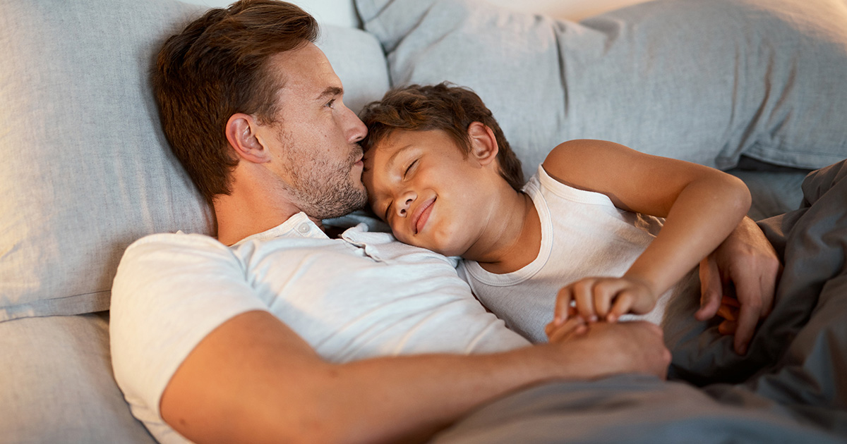 A simple bedtime reflection ritual for kids—roses, thorns, buds, and gratitude—can build confidence, connection, and lasting family memories. Try it tonight.